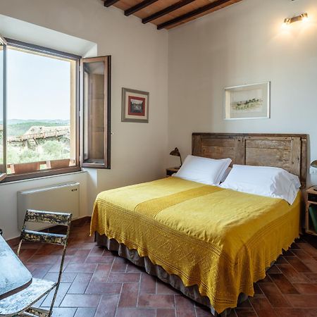 Rooms And Wine Al Castello Monteriggioni Eksteriør billede