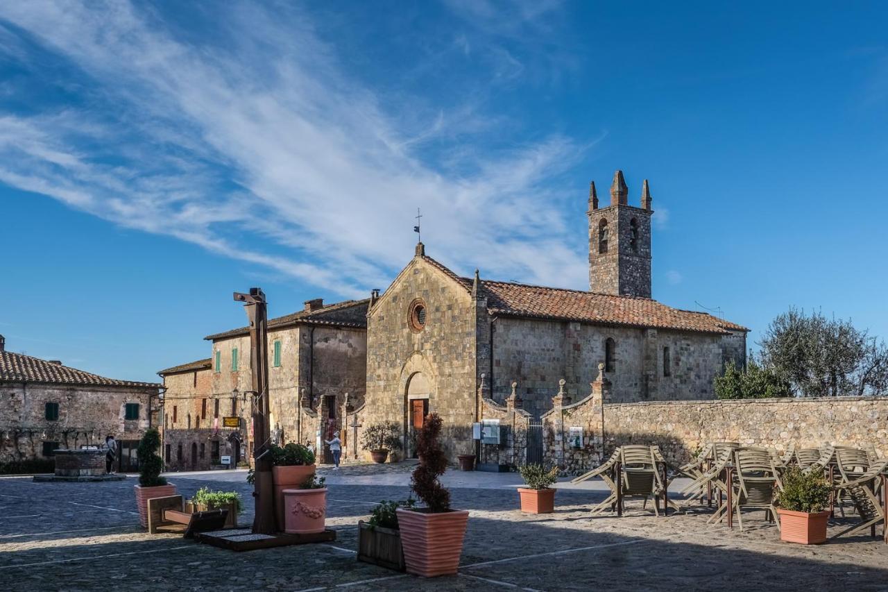 Rooms And Wine Al Castello Monteriggioni Eksteriør billede