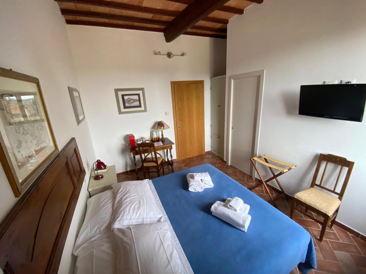Rooms And Wine Al Castello Monteriggioni Eksteriør billede