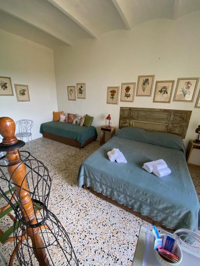 Rooms And Wine Al Castello Monteriggioni Eksteriør billede